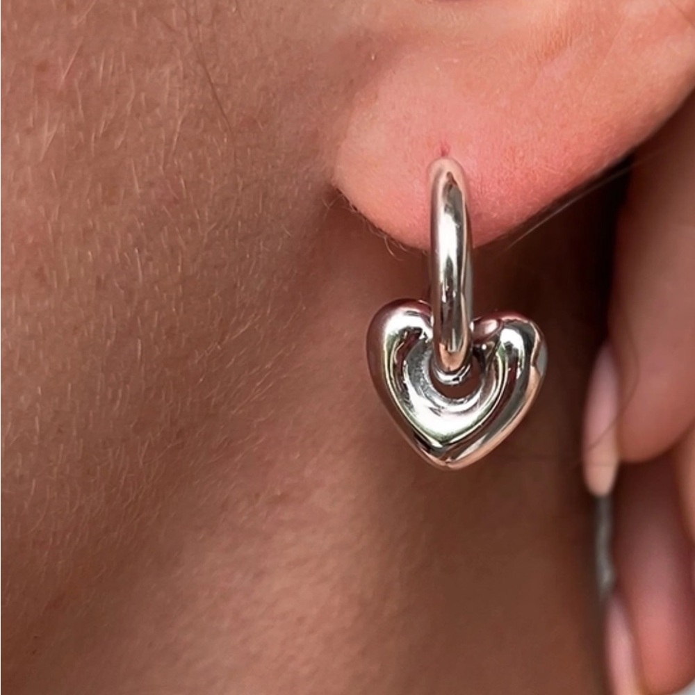 Boutique NEW Chunky Silver Heart Pendant Hoop Earrings Silver Tone